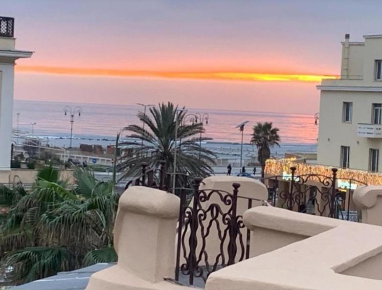 Rome, Beautiful Apartment In A Vintage Building Lido di Ostia Luaran gambar